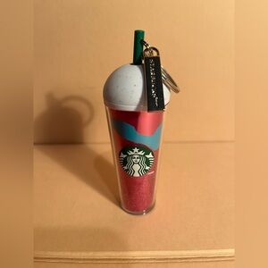 Starbucks pink and Teal Mini Tumbler Keychain 🎀🎀🎀🎀🎀🎀🎀🎀🎀🎀🎀🎀🎀🎀